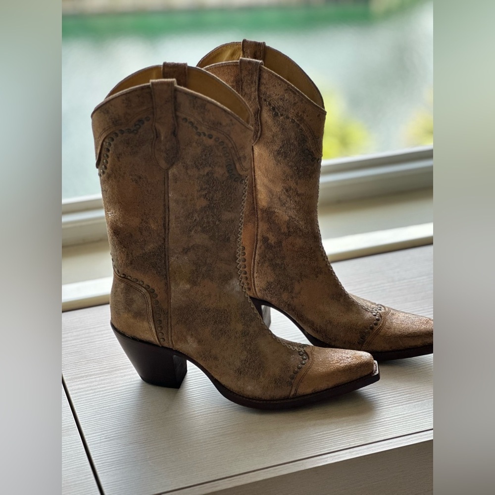 Shyanne Leather Honeybee Western Boots Snip Toe Brown Specks of Gold, Size 10